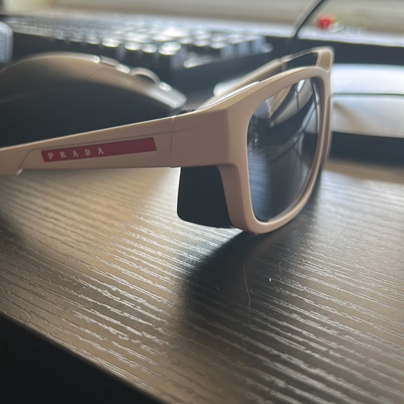 i’ve owned them for no longer then a week - Picture 2 of 3